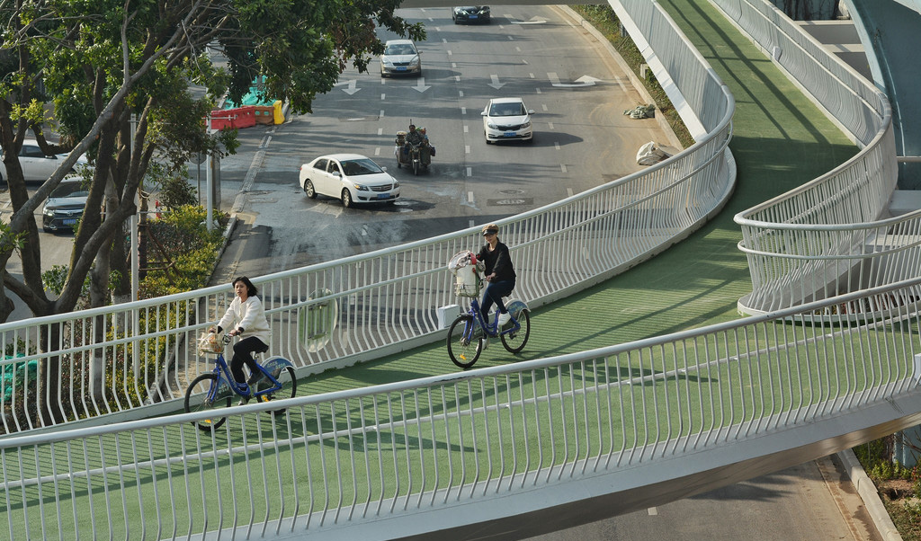 多重傳感監(jiān)測技術(shù)助力中國首條空中自行車道試營